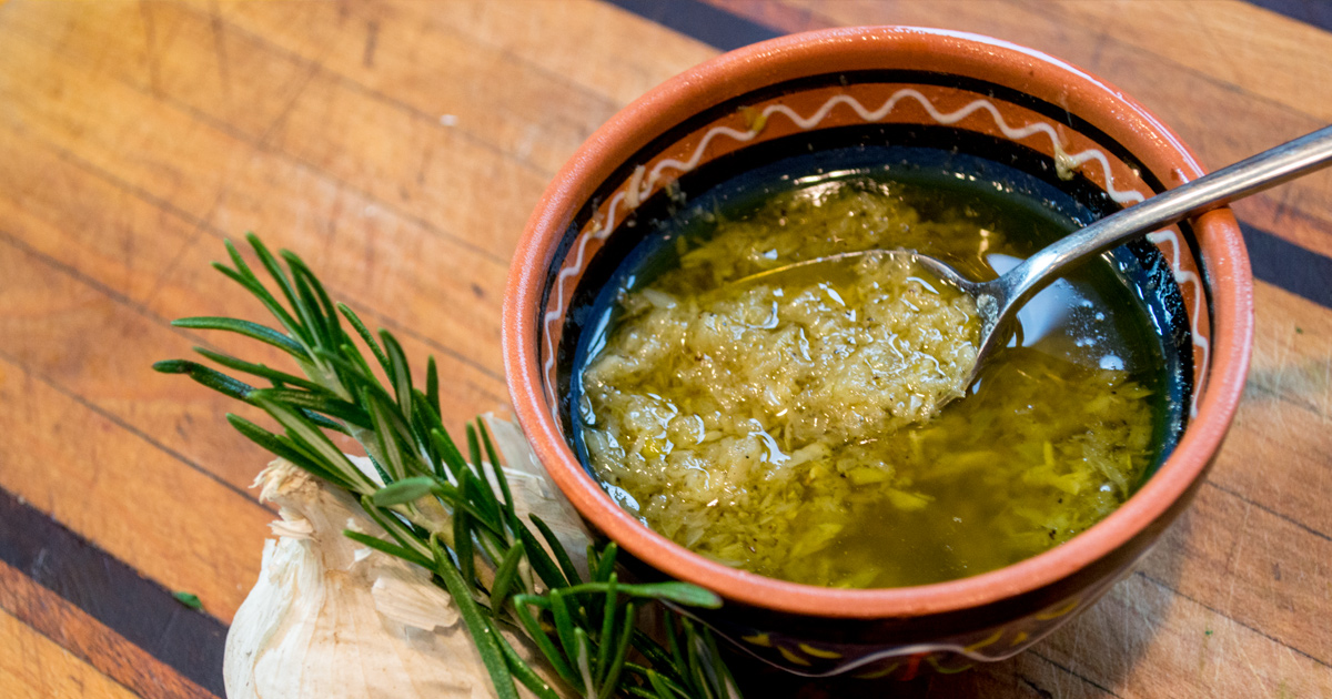 30 Clove Garlic Sauce I See Spain Handcrafted Spanish Grater Plates