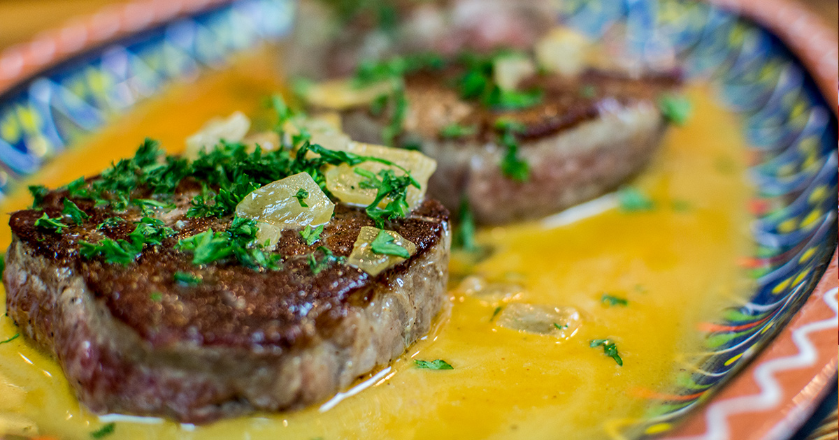 Beef Tenderloin I See Spain Handcrafted Spanish Grater Plates