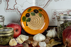 Ceramica De Espana Hand Made Spain Garlic Grater Zester Rasper Plate 5”