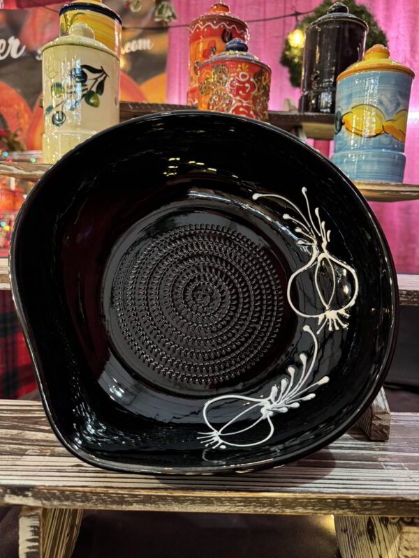 Black Garlic Grater Bowl